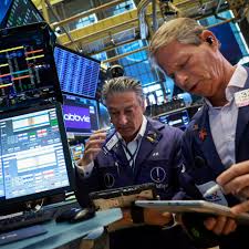 Wall St slides as chip stocks fall, jobs data fuels hawkish Fed fears
