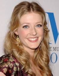 EXCLUSIVE: USA Network has cast Jennifer Finnigan as the female lead in its pilot Wild Card, lifting the contingency on the project. - JenniferFinnigan_20110629174848-233x300