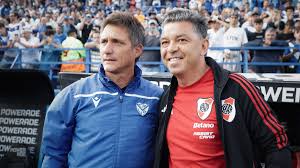 River Plate buscará volver a la victoria frente al Vélez de Guillermo Barros Schelotto: hora, TV y formaciones