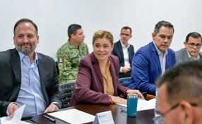 Maru Campos se reúne con la Mesa Estatal de Construcción de Paz