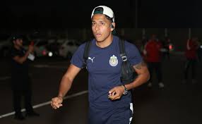 Luis Romo supera su lesión y regresa a la titularidad con Chivas antes de lo esperado