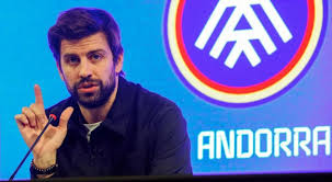 Piqué recibe 2 meses de inhabilitación y 6 partidos por violencia leve contra árbitros -