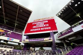 Retrasan por lluvia el duelo Orlando City-Rayados