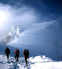 Resultado de imagen para historia de alpinistas