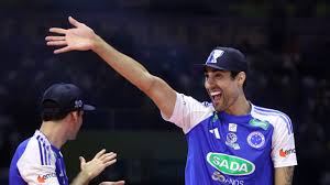 Douglas Souza afirma que deve voltar à seleção brasileira de vôlei
