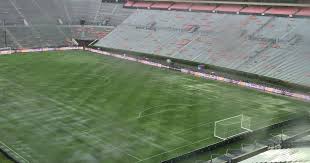 Diluvio, rayos y campo semi inundado: así está el estadio a horas de Argentina-Islandia