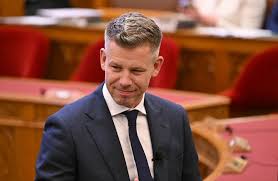 Tân thủ tướng Hungary tuyên thệ nhậm chức | Báo Pháp Luật TP ...