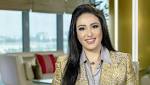 نشوى الرويني تنال جائزة الأم