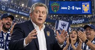 Afición de Rayados felicita a Vucetich tras una nueva derrota con Tigres