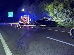 French teenagers crash stolen Audi RS6 while fleeing on A3