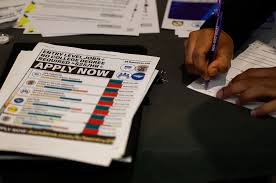 U.S. weekly jobless claims rose to 209,000 in August 2026