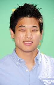 Ki Hong Lee - 2011%2BTeen%2BChoice%2BAwards%2BArrivals%2BViDbBCHVB81l