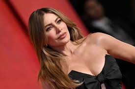 Sofia Vergara Stuns in a Teeny Tiny String Bikini While Smizing in Major Throwback Pictures