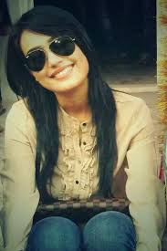 Résultat de recherche d'images pour "surbhi jyoti"