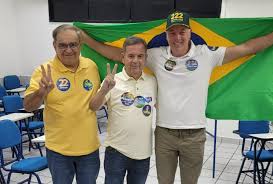 Eleições 2026: Rogério Marinho vota acompanhado de Álvaro e Coronel Hélio