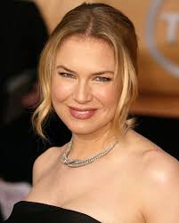 Renee Zellweger spent about an hour inside Starbucks (746 Old York) in Jenkintown Wednesday morning. Arriving around 9:30 the actress sat down with a drink ... - ZellwegerRenee