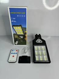 Lampara Solar con Sensor + Control Remoto – VICTORIA LUNA 87™