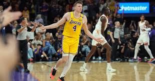 Tennessee great Dalton Knecht not traded by Los Angeles Lakers at deadline