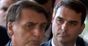Por que carta de Bolsonaro virou alvo de Moraes enquanto Lula também divulgou cartas da prisão