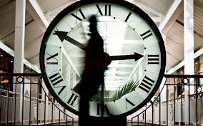 ⏰ Heure d'Hiver: Dormez Plus Longtemps ce Week-end! 😴