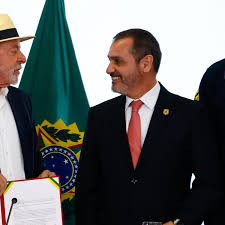 Campanha de Lula enfrenta escalada de crise entre Polícia Federal, STF e cúpula do PT; leia bastidor