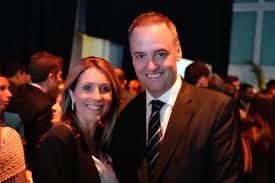 Quería que me acompañe: el desvelo del jefe de Gabinete sobre el viaje de su esposa en el avión presidencial