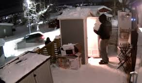 Tyveri, Raufoss | Nå blir Lindas kaketyverier sak på Åsted Norge