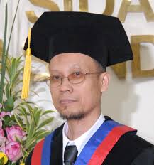 Heru Suhartanto, Ph.D – yang saat ini juga menjabat Wakil Dekan Non Akademik Fakultas Ilmu Komputer UI. Beliau menyumbangkan tenaga dan pikirannya untuk ... - hs-gb