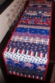 Résultat de recherche d'images pour "4th of July table runners"