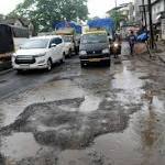 Mumbai potholes have claimed five