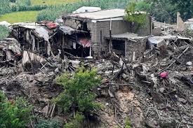 Reportan sismo de magnitud 7.8 en Indonesia