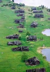 Картинки по запросу заброшенные деревни урала фото