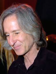 The best part is the ending when he talks about Lindsay Lohan showing up at the party…. Mick Garris on the Red Carpet - mick_garris