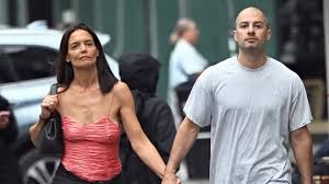 Katie Holmes com Jason Bard Yarmosky em Nova York