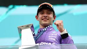 Antonelli wins Miami thriller from Norris and Piastri