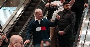 Valtteri Bottas afronta sanción de cara al inicio de temporada 2026 en Fórmula 1: ¿por qué el castigo al compañero de Checo Pérez?