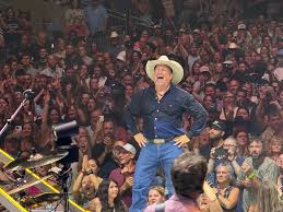 Stagecoach lineup forgoes Ella Langley for Riley Green, Garth Brooks