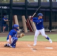 ブルージェイズ・岡本和真 メジャー第1打席は遊ゴロ 初球フルスイング＆ランニングスローの美守で沸かす（スポニチアネックス）