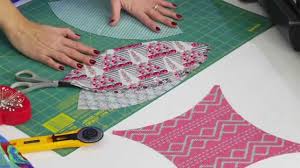 Résultat de recherche d'images pour "judy niemeyer double wedding ring quilt"