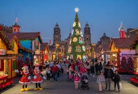 La Villa Navideña de Disney llegó a CDMX, ven a visitarla