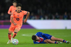 Khvicha Kvaratskhelia, victime d’une rupture du ligament croisé, pourrait être forfait pour le restant de la saison du PSG — Le Monde.fr