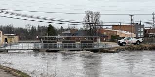 Dams at Risk of Failing; Evacuations Along Wolf River in Weyauwega