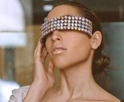 &#39;Virna&#39; by Justin Lopez Channels Geordi La Forge&#39;s Infamous Visor Full Article. Blinged Bangle Eyewear. #21 Choreographed Christmas Ads - virna-by-justin-lopez