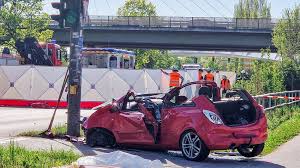 Unfall mit zwei Toten - Fahrer trotz Flucht wieder auf freiem Fuß
