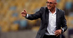 ¿Se baja otro candidato a dirigir a Emelec? La respuesta desde Colombia sobre Alfredo Arias