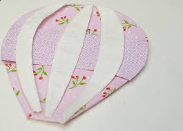 Résultat de recherche d'images pour "quilt girl holding balloons"