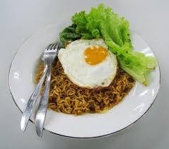 Hasil gambar untuk mie goreng indomie