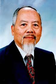 Le général Nguyen Khanh est décédé le 11 janvier 2013 en Californie à l&#39;âge de 86 ans. L&#39;information a été divulguée par Nguyen Huu Chanh, le dirigeant du ... - General_NguyenKhanh