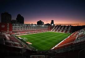 Estudiantes x Flamengo na Libertadores: onde assistir, horário e escalações
