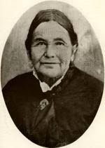 She lived alone on San Nicolas Island off the coast of California from 1835 until her discovery in 1853. Scott O&#39;Dell&#39;s award-winning children&#39;s novel ... - juana-maria-portrait